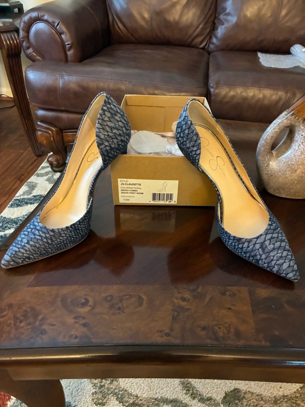 Jessica Simpson Blue Patterned Pointed Toe Pumps - Picture 3 of 3